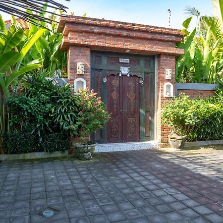 D-Anyar Stay And Surf Canggu Dış mekan fotoğraf